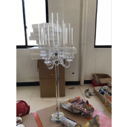 8 arms crystal candelabra